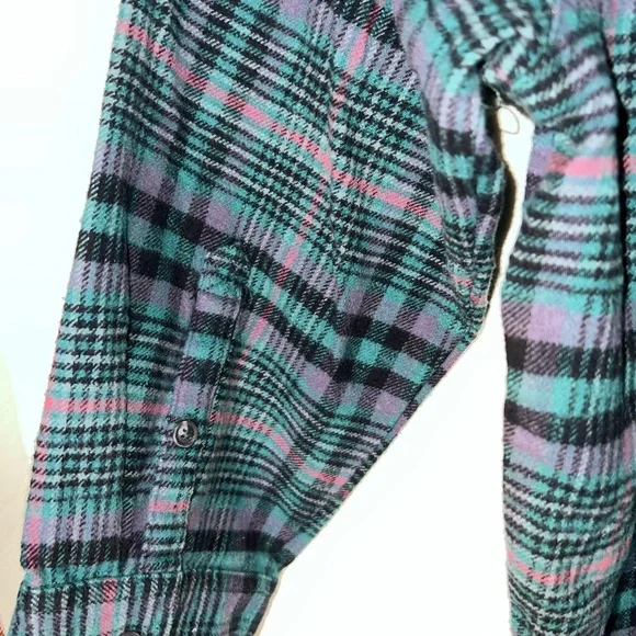 BDG Dani Oversized Plaid Shirt - Picture 7 of 9